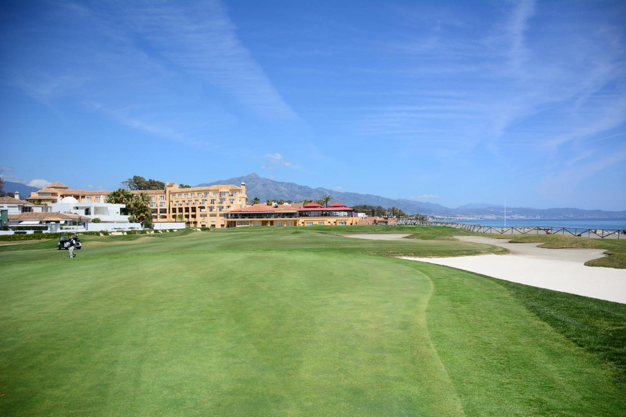 Spacious Modern Penthouse Guadalmina, San Pedro